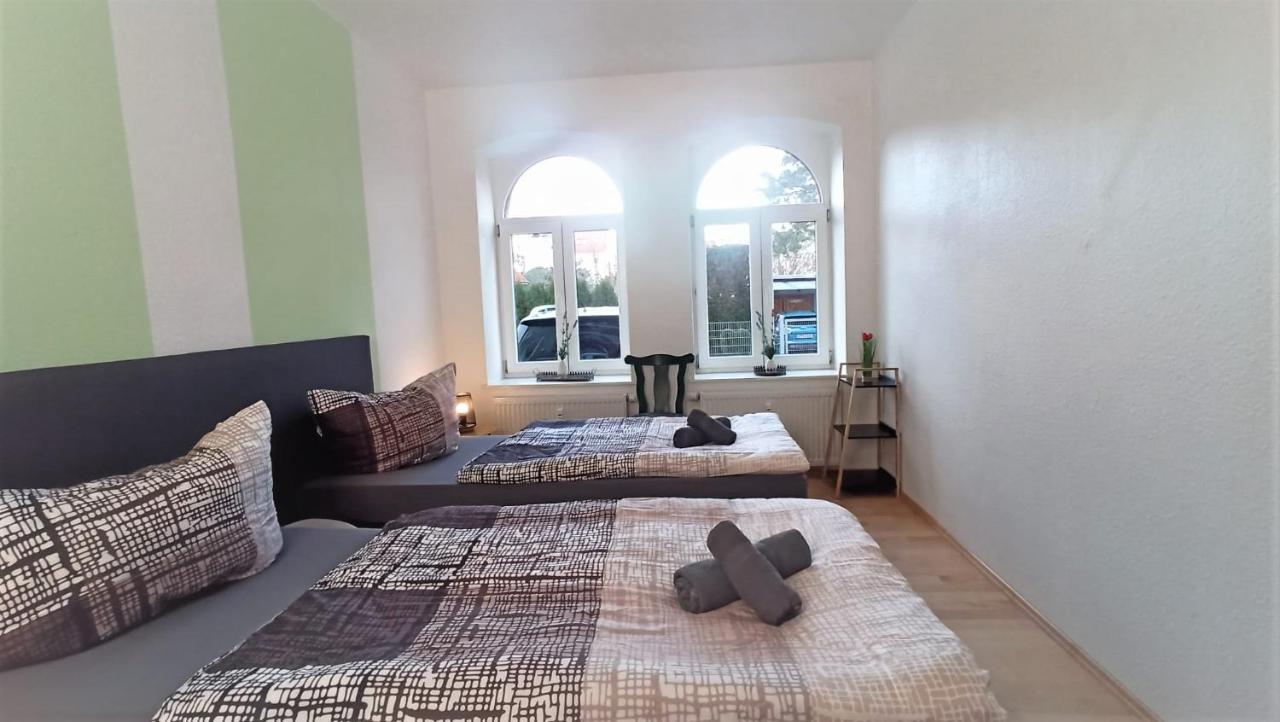 Apartment Fuer Bis Zu 7 Personen Mit Balkon Halberstadt Exteriör bild